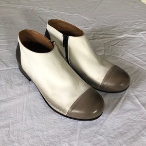 Italian handmade leather shoes • Gidigio •